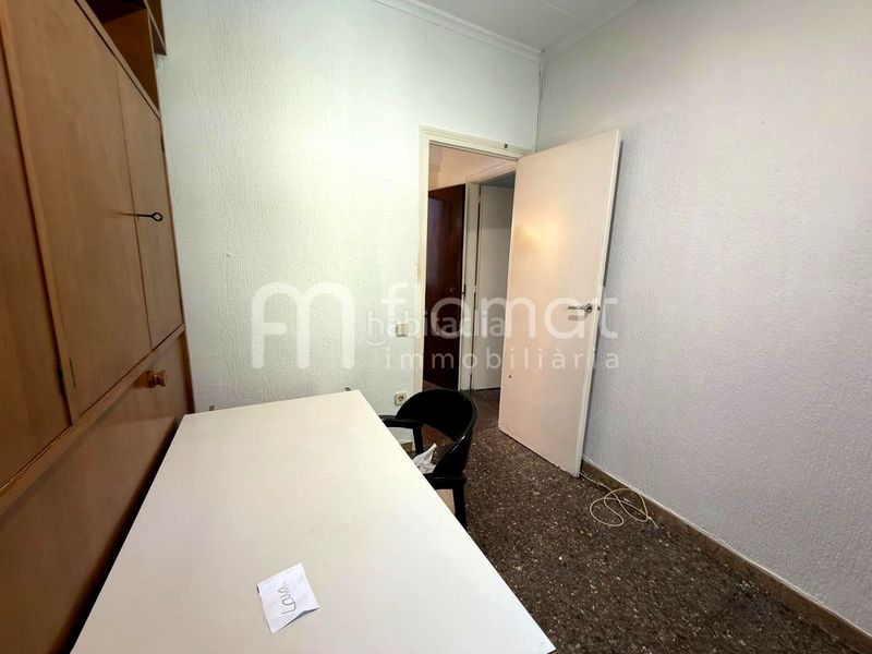 Foto 21c0a25f-9763-443c-bda7-6fea4fb0f601. Casa amb aparcament a Concòrdia Sabadell