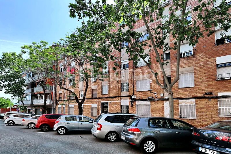 Foto 0c5b0d9b-ee0f-4c26-9949-8d24ec036243. Flat with heating in Ca n'Oriac Sabadell