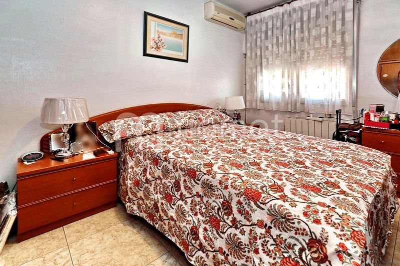 Foto b8ee1747-f435-4dd0-8354-90e77dd46fdb. Flat with heating in Ca n'Oriac Sabadell