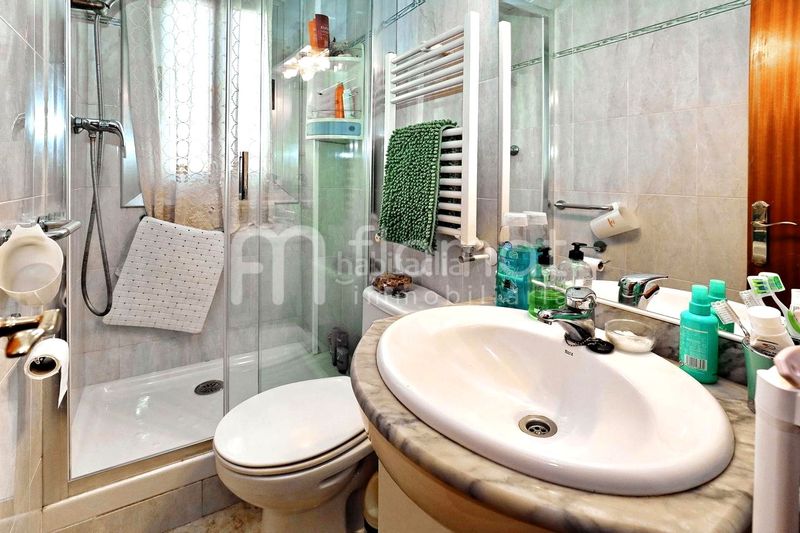 Foto c42baf30-9687-4d33-bcf0-4e95f0bea34e. Flat with heating in Ca n'Oriac Sabadell