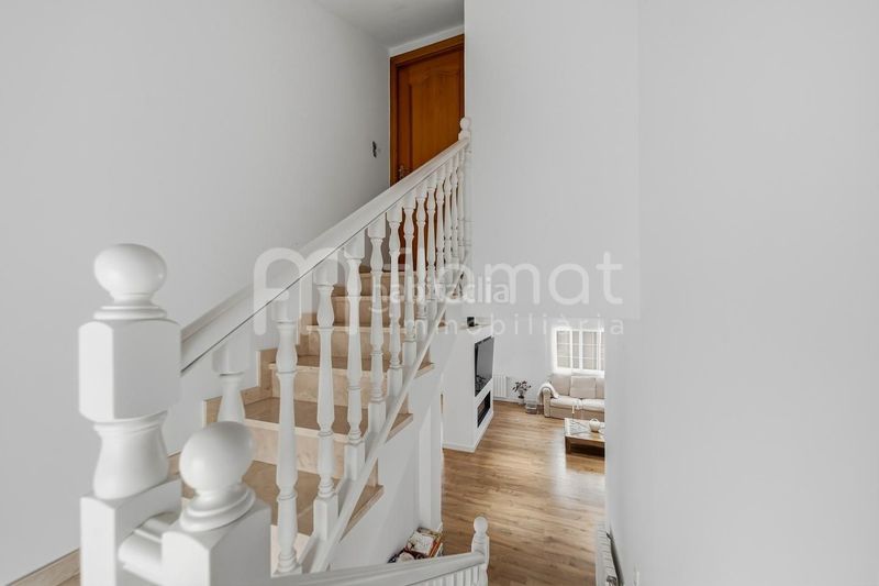 Foto 5495af3c-b91d-4538-a76c-041f92170765. Casa en Sentmenat