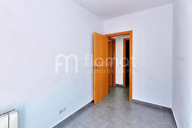 Foto 3ea4beaa-fe63-4290-a4d9-476533ccbfb5. Flat in Creu de Barberà Sabadell