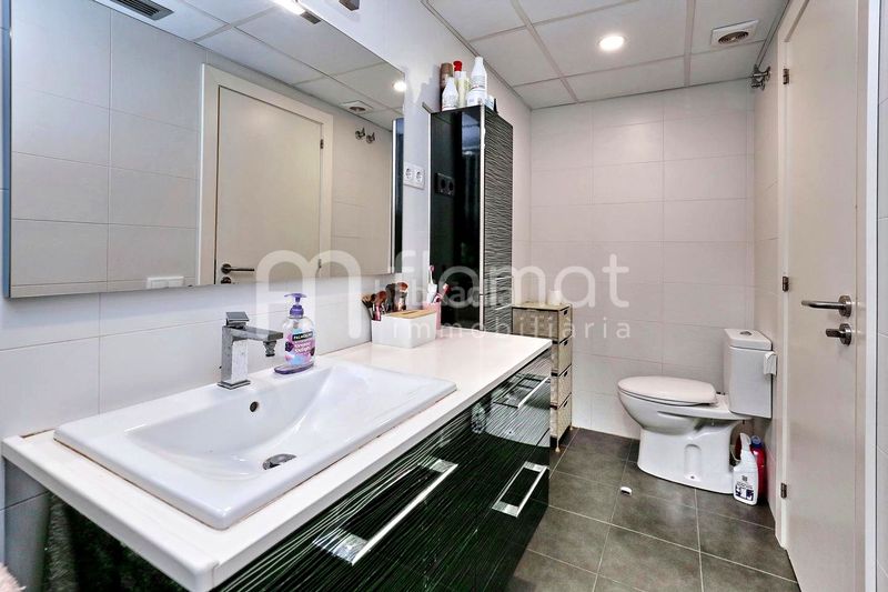 Foto 1b5abf15-354d-487e-95eb-29aa78bd0c92. Flat in Can Gambús Sabadell
