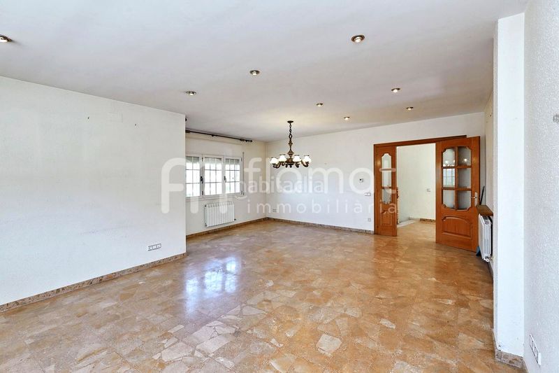 Foto a7c95692-1a1e-4d04-ba1a-e3eff7c593a3. Casa a Caldes de Montbui
