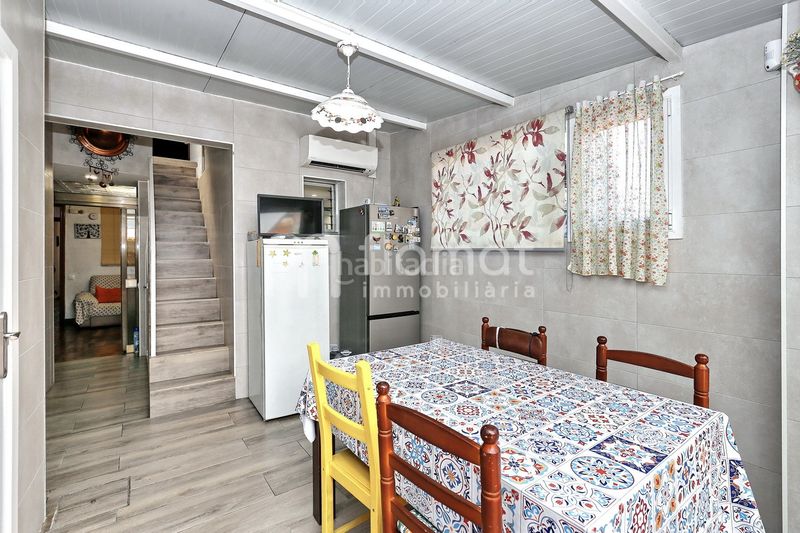 Foto 1a33123b-af4d-4931-a4df-59863e3df33b. Casa en Col·legis Nous Mollet del Vallès
