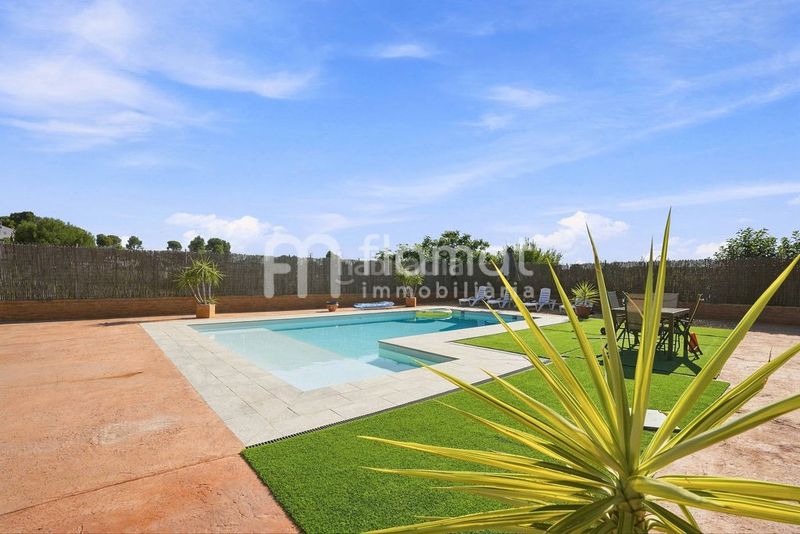 Foto 2ad2bde2-7111-4abb-92d7-66555a305f51. Casa en Can Parellada Terrassa