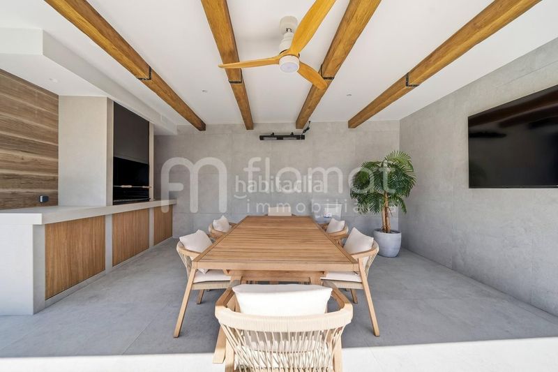 Foto 416ecf02-d839-4e6f-8430-5f99b3ff48d7. Casa amb aparcament piscina a Palau-solità i Plegamans