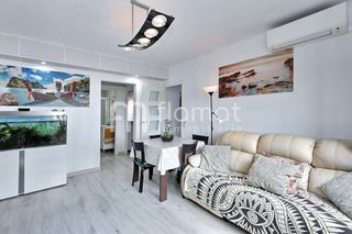 Pis  Plaça virreis. Piso de 3 habitaciones con ascensor en plaça virreis