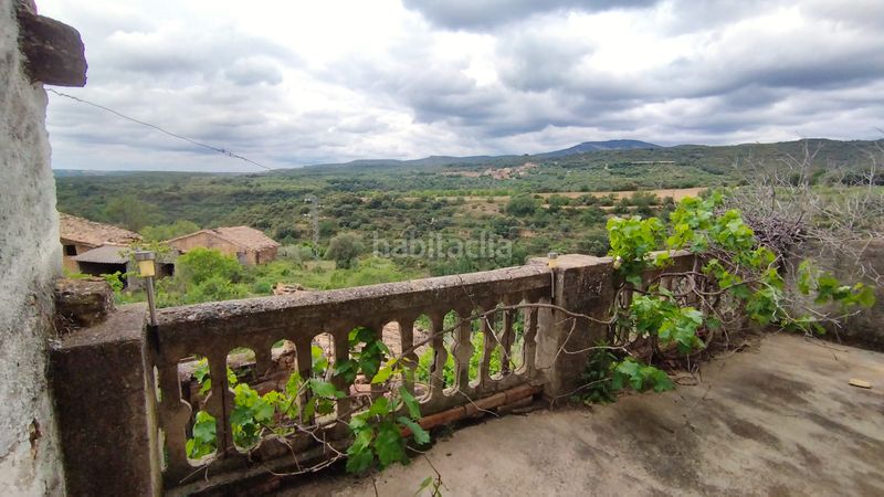 Foto b89d9f9e-d249-49da-ae5c-4d395f4937df. Masia a Colungo