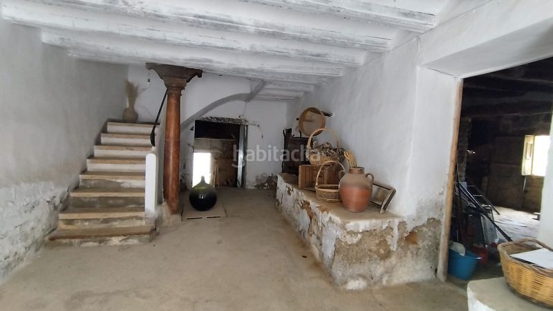 Foto f057b373-027d-4f2b-aac1-bdb824ab501d. Masia a Colungo