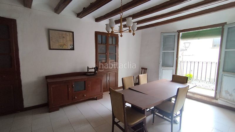 Foto f342fb7f-9c8a-4c42-9f30-f9f0c399e33b. Masia a Colungo
