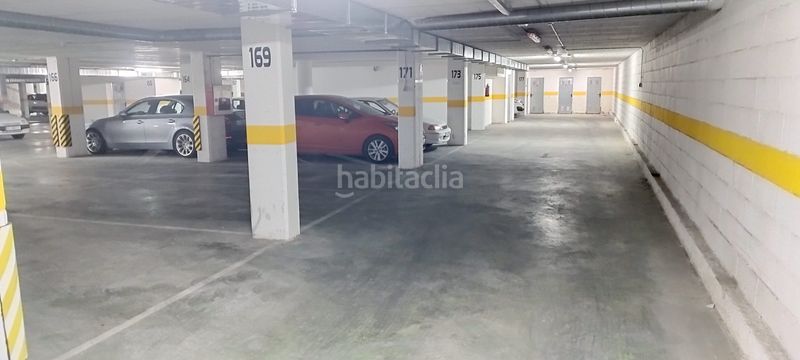 Foto 5300327e-1bb0-4e6d-bf4b-724b93a6611a. Parking coche en Fraga
