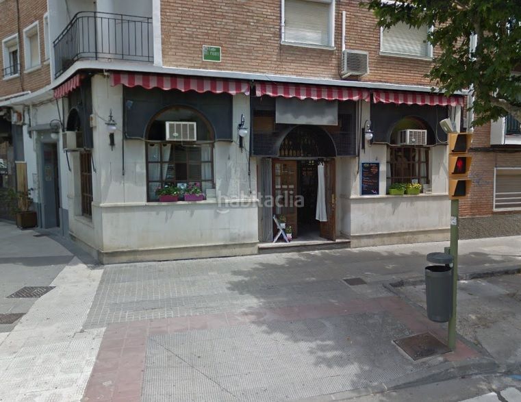 Foto d901b10c-bd8d-4c64-8ab2-f91fc209d415. Traspàs local comercial a calle del parque 54 a Santiago Huesca