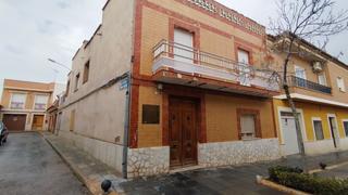 Haus en Valdepeas