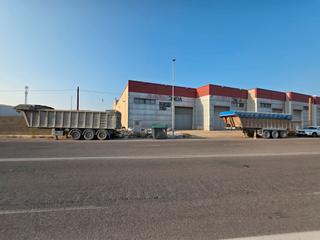 Capannone industriale in Onda