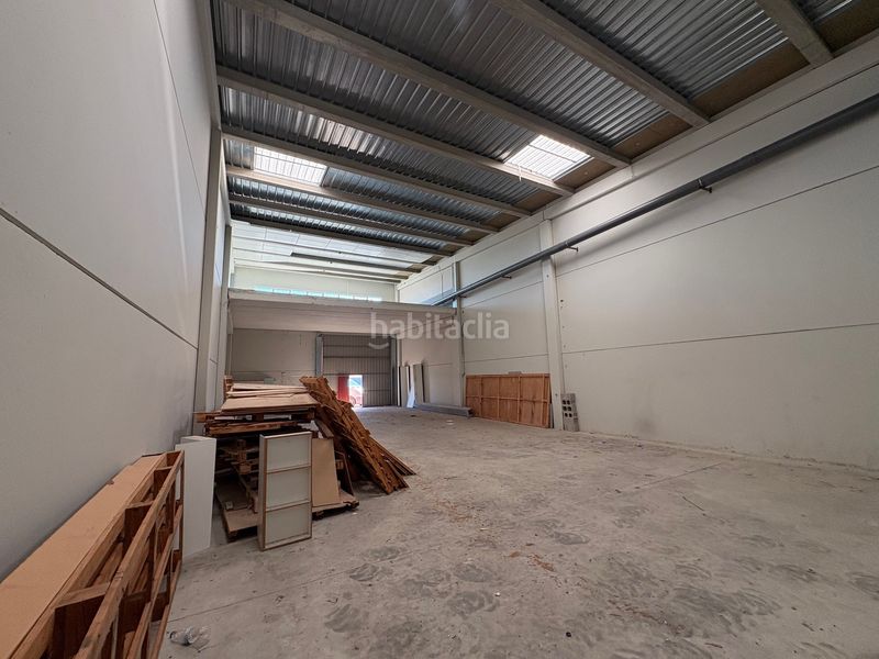 Foto 6f9ff277-d9f8-4d2a-a2a8-328a6e546172. Industrial building in Cartuja Baja Zaragoza