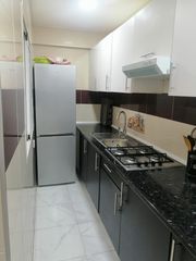 Piso  Avenida parque del oeste. Piso con 2 habitaciones
