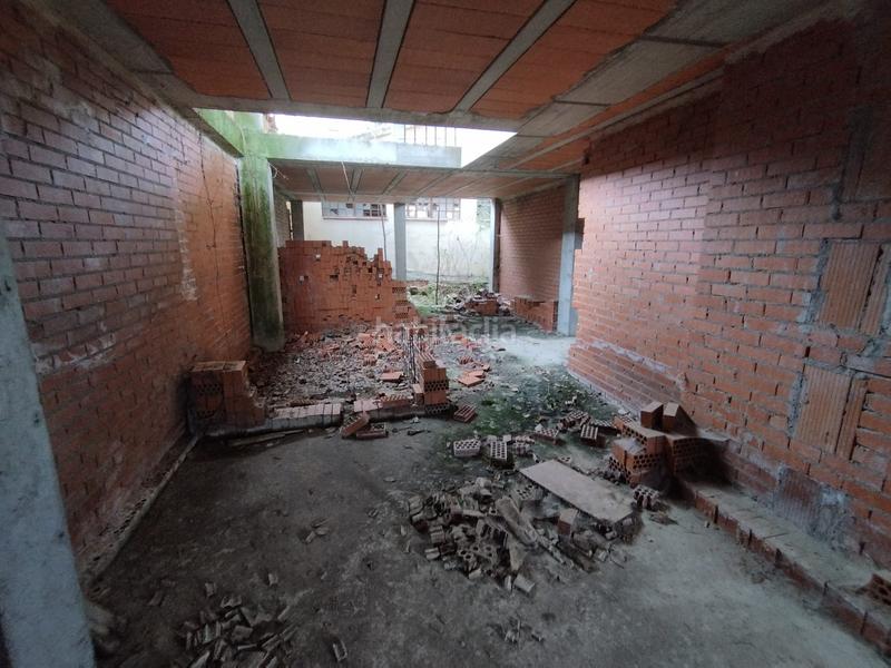 Foto c5e7a6d7-fe0c-4426-83d6-e3aff6c8f6f3. Casa adossada a Vegas de Matute