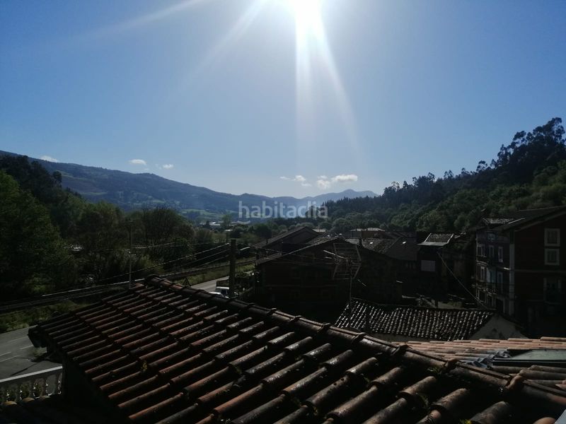 Foto 1ef38d33-f9e3-4721-a2ca-ab199dea3862. Casa aparellada a Ampuero