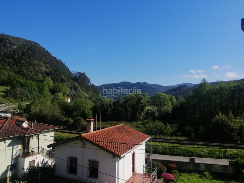 Foto c4439efc-75e5-4c60-8fa5-a12eeb8100c1. Casa aparellada a Ampuero