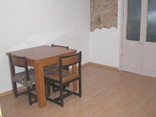 Appartement  Carrer de la lluna. Una habitacion alquilado