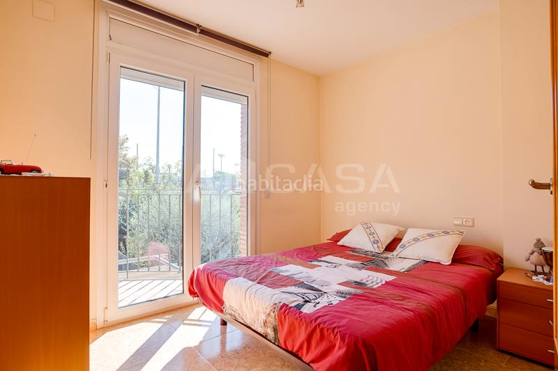 Foto d6937d78-3b40-472c-ae7c-27d6640793d8. Casa adossada amb aparcament a Font Verda Granollers