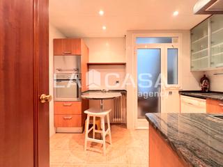 Appartement  Carrer del dos de maig. Dos baños cuatro habitaciones
