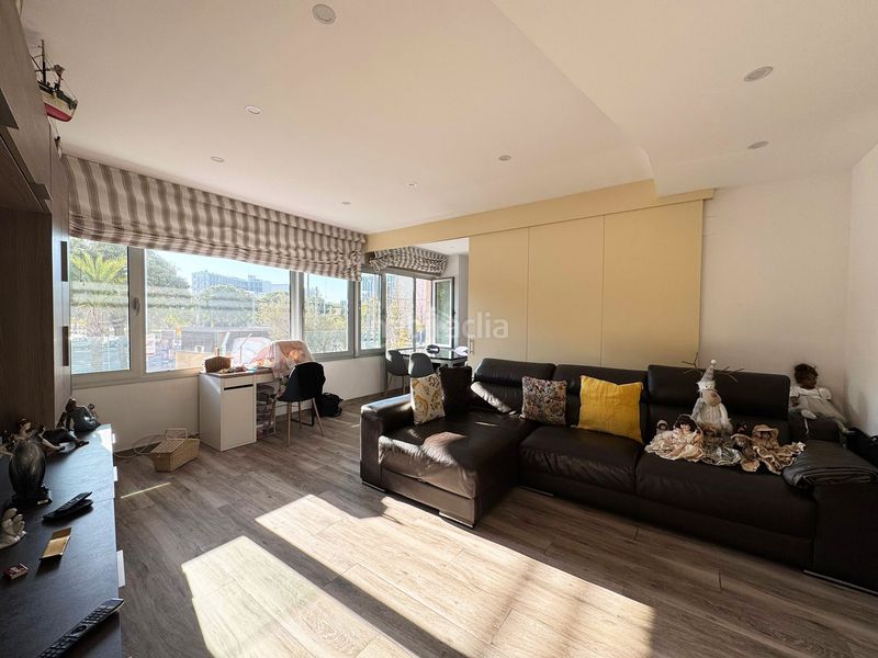 Foto 156f022f-23eb-4859-a9da-cac7c5e6f298. Pis amb aparcament piscina a Port Forum Sant Adrià de Besòs