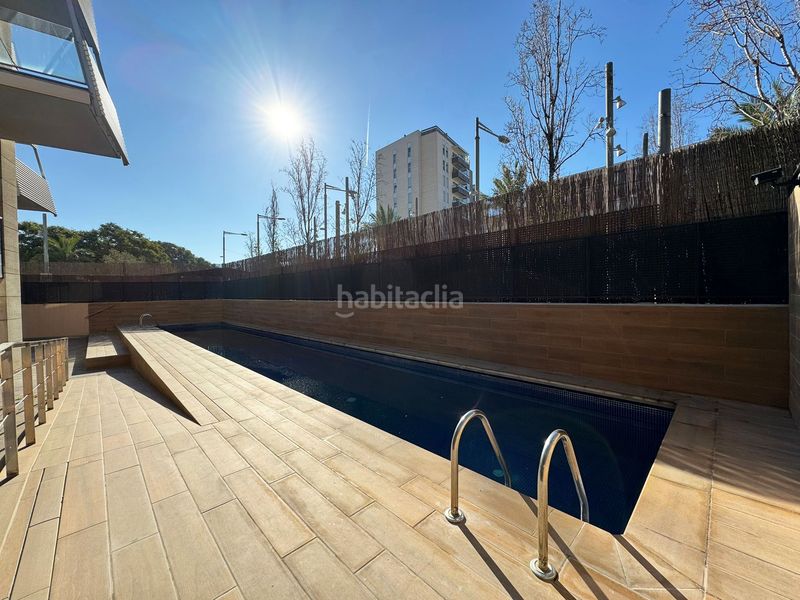 Foto cc778d04-6bbb-4298-bc41-085b53863a02. Pis amb aparcament piscina a Port Forum Sant Adrià de Besòs