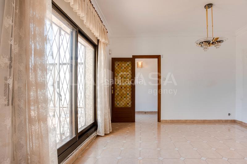 Foto 8a23007d-3bf4-4f2a-abe3-0e07915102c0. Àtic a Sants Barcelona