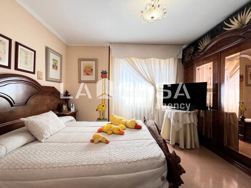 Foto 252498b1-4a4b-4323-83de-9145ab2ccf33. Piso balcon ascensor en Progrés - Pep Ventura Badalona