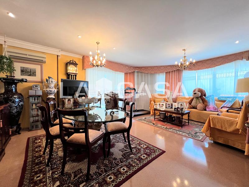 Foto c3057cf1-66d0-4801-b995-e81004a08421. Piso balcon ascensor en Progrés - Pep Ventura Badalona