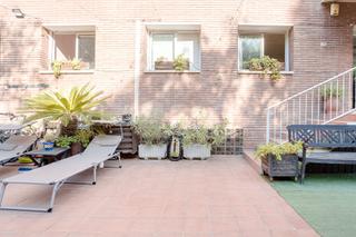 Pis  Carrer josep maria de sagarra. Cuatro habitaciones dos baños