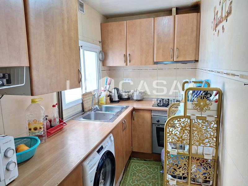 Foto 56b864a9-0613-408a-9765-283bb4a71a94. Appartamento con riscaldamento in Centre Santa Coloma de Gramenet