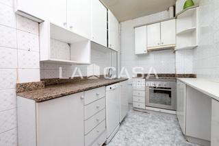 Etagenwohnung  Carrer del doctor pi i molist. Dos habitaciones