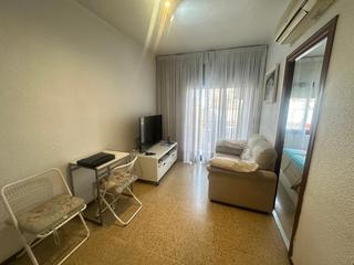 Appartement  Carrer de l'aprestadora. Balcon dos habitaciones