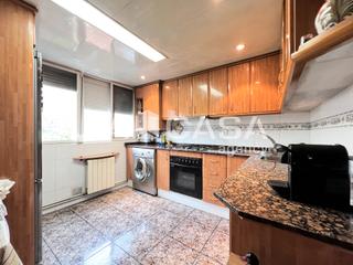 Pis  Carrer de londres. Tres habitaciones