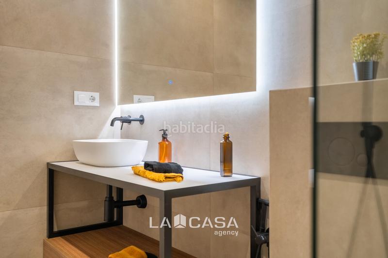 Foto e417817e-cdae-4480-994b-17283a229062. Appartement dans Castell-Poble Vell Castelldefels