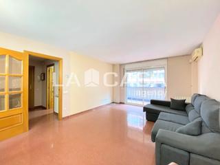 Pis  Avinguda d'alfons xiii. Tres habitaciones
