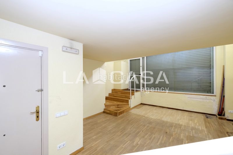 Foto 55d86bbe-1d14-42e0-96e0-8e70c4a4b109. Local comercial a Porta Barcelona