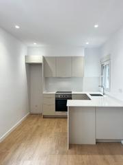 Appartement  Carrer de violant d'hongria reina d'aragó. Tres habitaciones