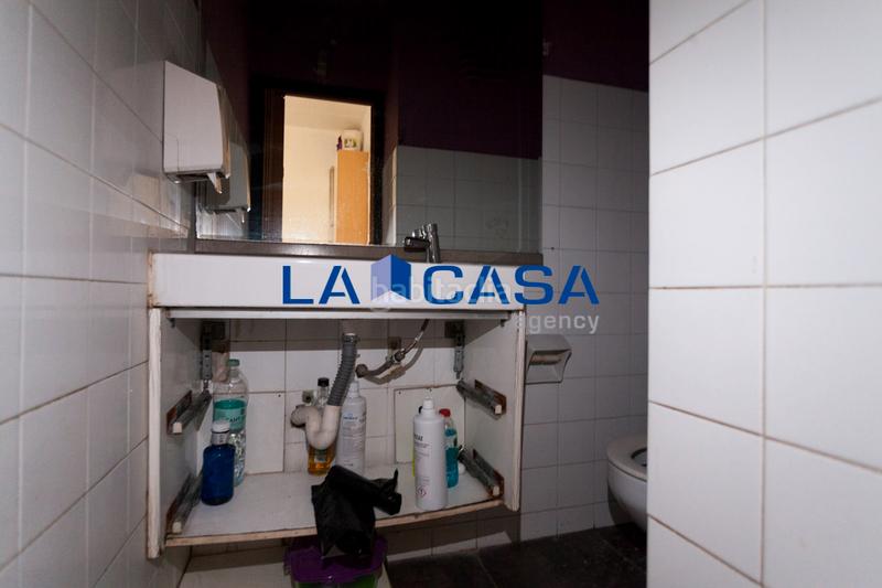 Foto 426c228d-c82e-4a86-b023-8567cc002eba. Local comercial local en Centre-Estació Gavà