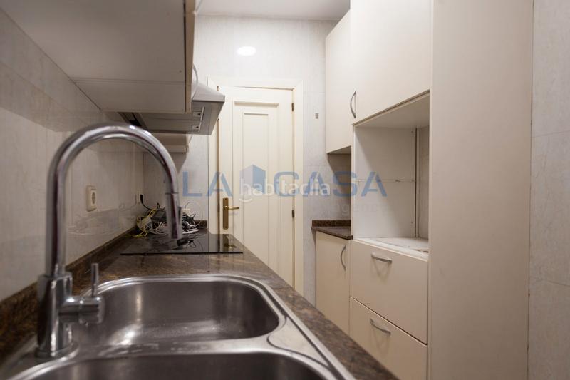 Foto 477cdc77-b5e7-4c3e-bf84-c1dd339377fc. Piso ascensor balcon en Sagrada Família Barcelona