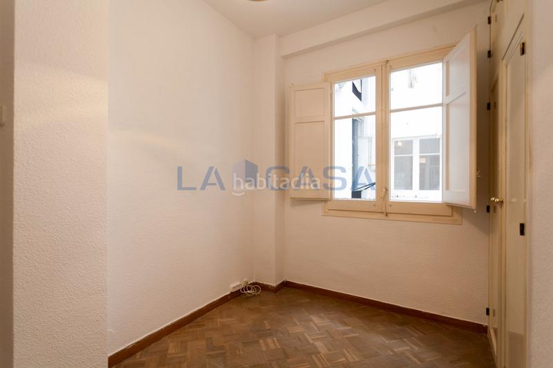 Foto aefd8897-a6ae-4edd-a1fe-0b03b81e2e56. Piso ascensor balcon en Sagrada Família Barcelona
