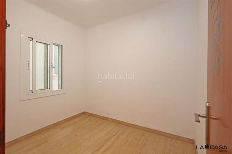 Foto 44fd5fe2-a713-4a82-99d9-c581c0f05aff. Ático terraza tres habitaciones en El Poble Sec - Parc de Montjuïc Barcelona