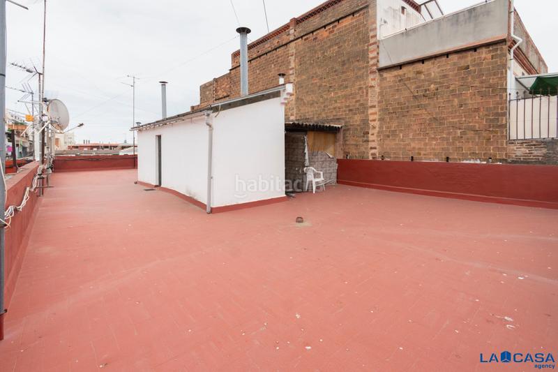 Foto bc823013-4791-49af-86b5-c489383e2dc9. Piso cuatro habitaciones balcon en El Poble Sec - Parc de Montjuïc Barcelona
