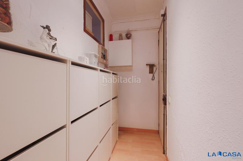 Foto da15a672-0153-4fda-b12a-4a423e442f5f. Piso dos habitaciones en Sants Barcelona