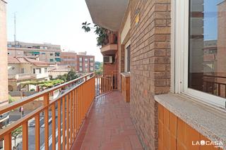 Appartement  Calle pau de la. Dos baños cuatro habitaciones