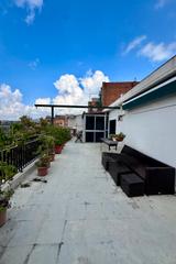 Penthouse  Calle sant pere de. Terraza tres habitaciones