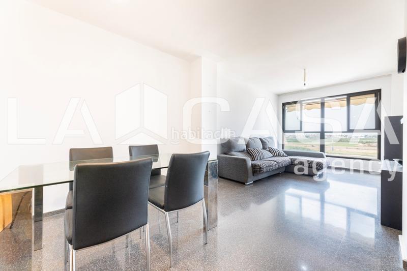 Foto cef00ac5-f3be-48dd-b664-536553b2610d. Appartamento con parcheggio in Massalfassar